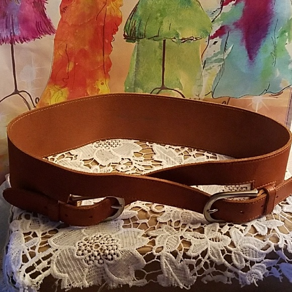 French connection genuine Leather criss cross belt size L - Picture 2 of 3